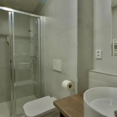 Adeba Hotel 3*