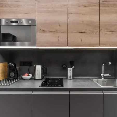 Days - Modern - 7 Min Wenceslas Square Apartment *