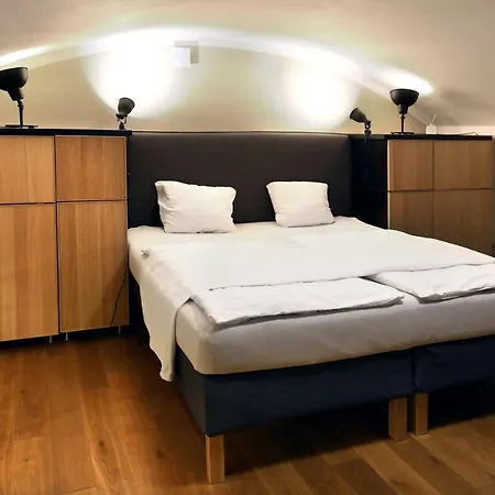 Design Loft 2 Minutes To Wenceslas Square Apartment