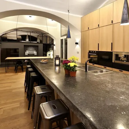 Design Loft 2 Minutes To Wenceslas Square Apartment *