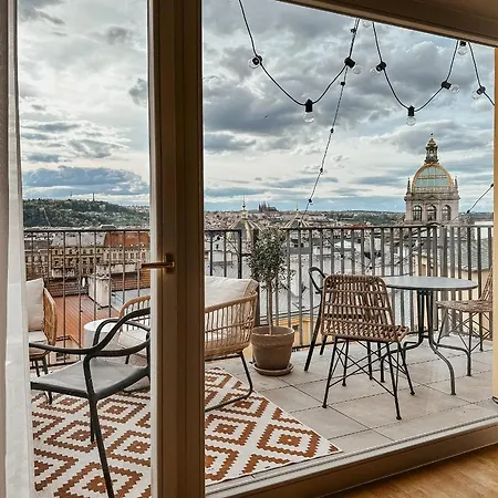 Turnkey I Angelo Roma Apartment Prague