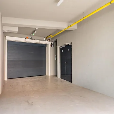 Apartament Brand New #51 With Free Secure Parking In The Center
