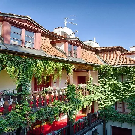 Waldstein Hotell 4*