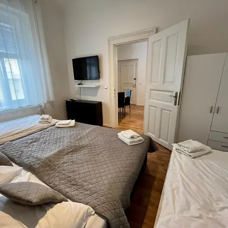 Casa Italia Apartahotel