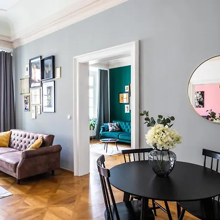 Daire New Stylish 3 Bedrooms In Mala Strana - N2nd Prag