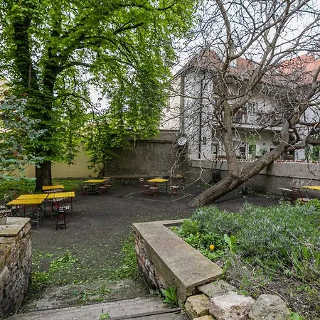 New Stylish 3 Bedrooms In Mala Strana - N2nd Daire Prag