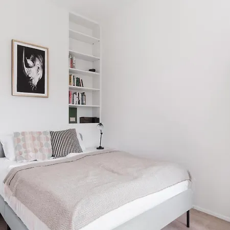 Days - Minimalist Flat - Trendy Karlin Prague