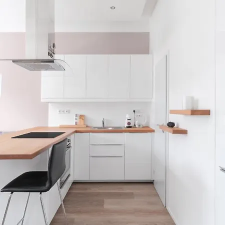 Days - Minimalist Flat - Trendy Karlin Apartment *