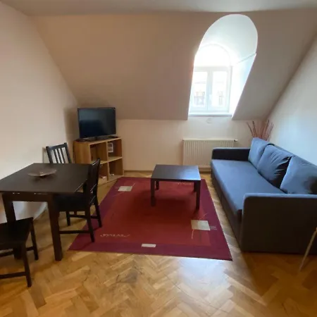 Apartment Florenc *
