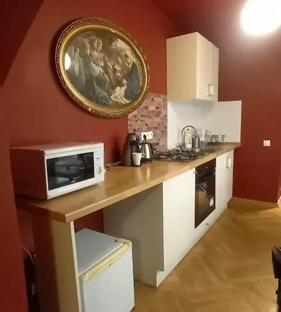 Small Luxury Palace 4*