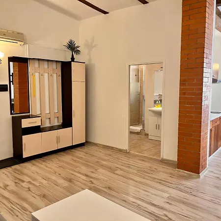 Casa Italia Apartmanhotel 3*