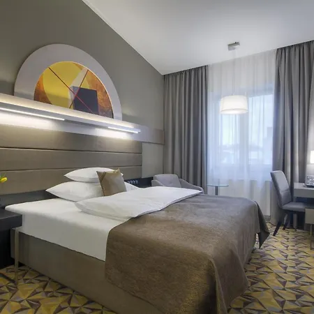 Otel Essence 4*