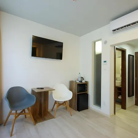 Adeba Hotel