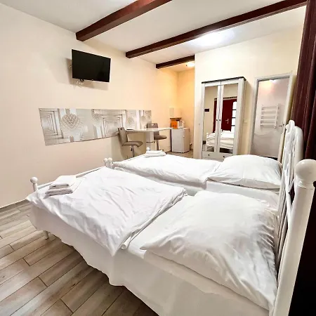 Casa Italia 3* Prága