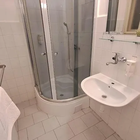 Апартаменты Flat In Zizkov -402- *