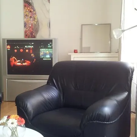 Naprstkova Apartamento *