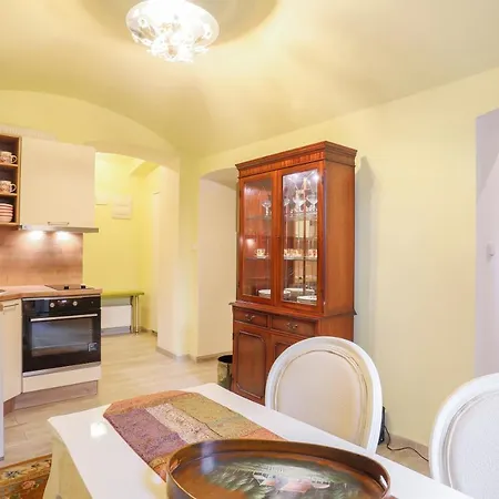 Bruno Apartment *