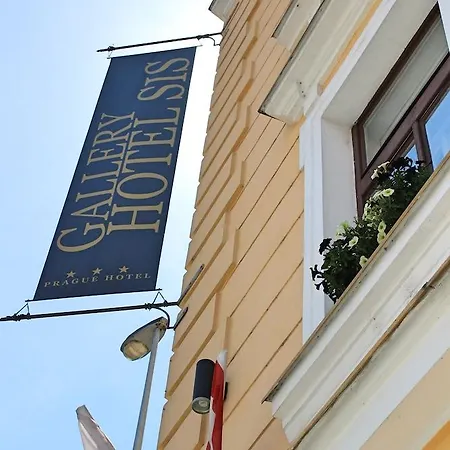 Szálloda Gallery Sis