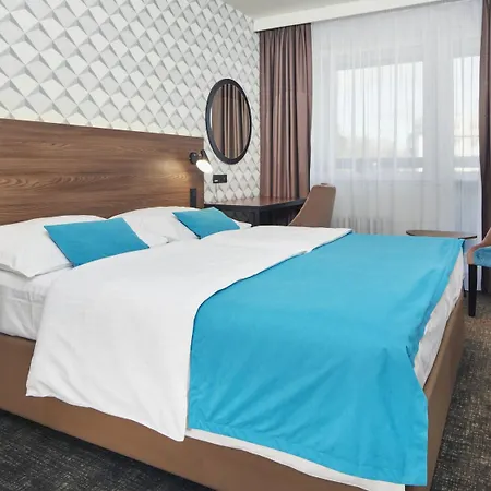 Orea Pyramida Hotel