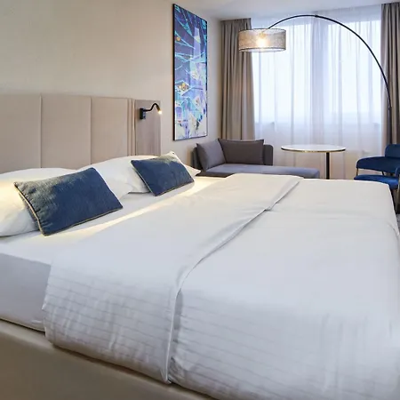 Orea Pyramida Hotell 4*