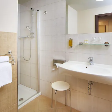 Orea Pyramida 4* Praga