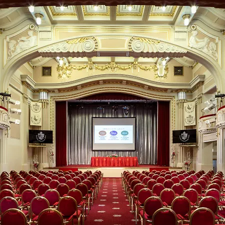 Ambassador Zlata Husa 5* Prague