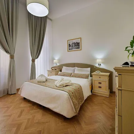 Hotel apartamentowy Hotel Suite Home Prague 4*