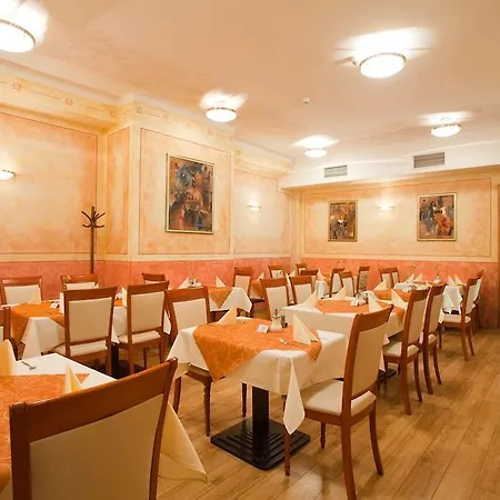 Hotell Meteor Plaza Prag