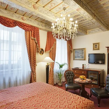 Hotel U Zlateho Stromu By Bhg