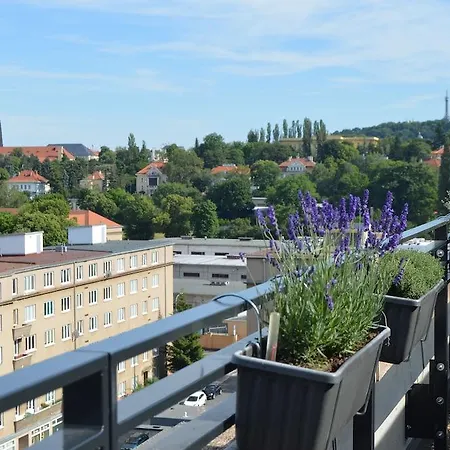 Vienna House By Wyndham Diplomat Hotell 4*