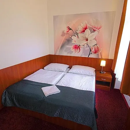 Zlatá Váha Szálloda 3*