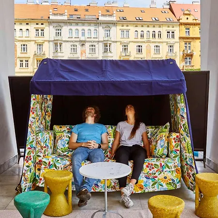 Hotel Mama Shelter