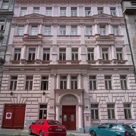 Next To Wenceslas Square By Days Apartment Prague