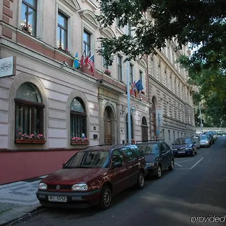 Petr 3* Prague
