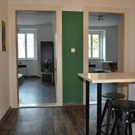 Apartment In 3 Prague
