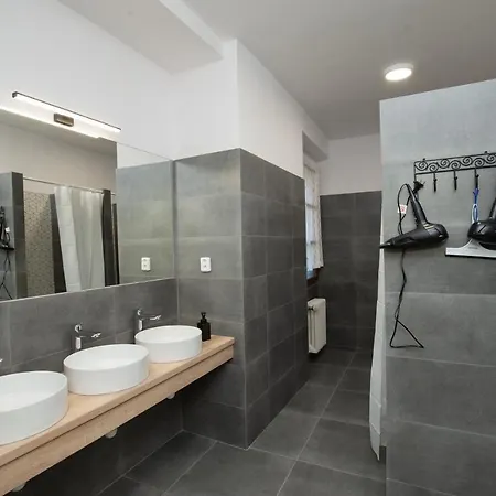 Women's Only - Female Only Hostel *