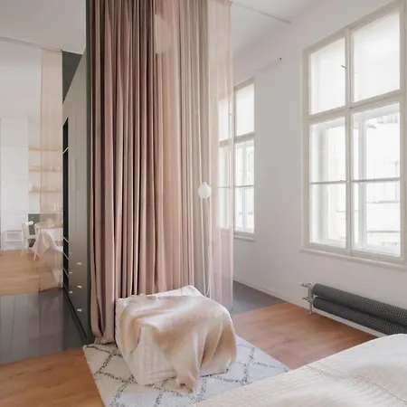 Days - Spacious Designer In Center - Powder Tower Praga