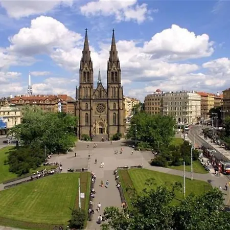 Apartment Cosy Warm In The Heart Of Prague. *