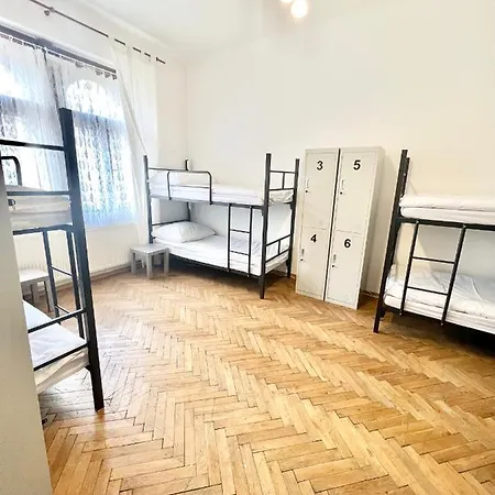 Jasmin Hostel