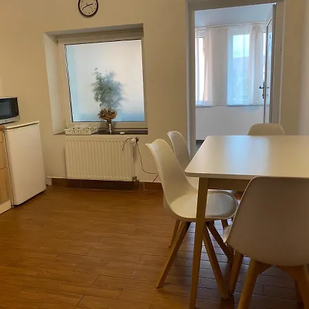 3 In 1 Location Prague
