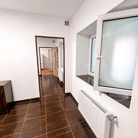 3 In 1 Location * Prague
