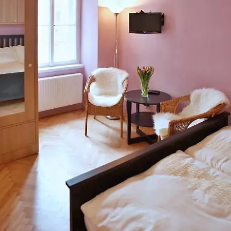 Lovely Lila Apartamento