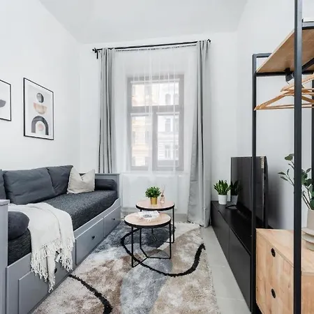 Nice Apartman In New Town Appartamento *