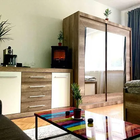 Apartmán Sunny Flat In Center Of