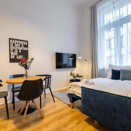 Apartment Charming 1 Bedroom In The Center Of