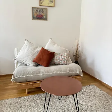 3bdr Bohemian Style Flat With Balcony *