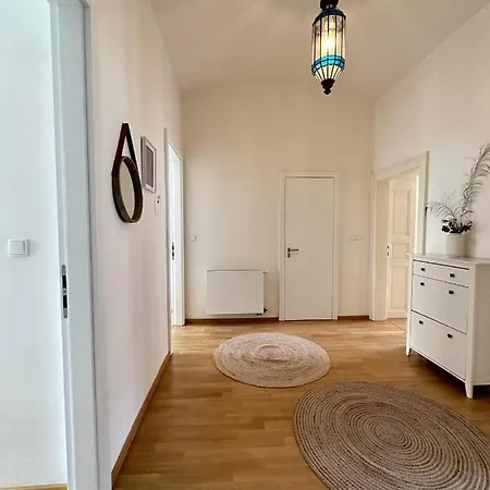 3bdr Bohemian Style Flat With Balcony Apartment Prague