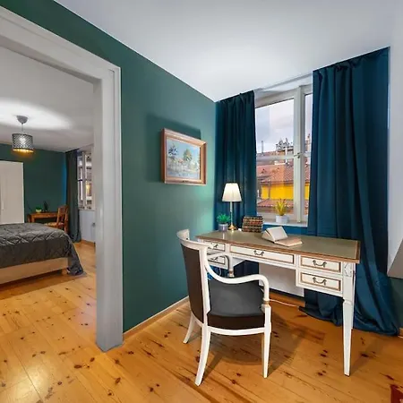 Apartment Charming Historic Duplex-prague1 *