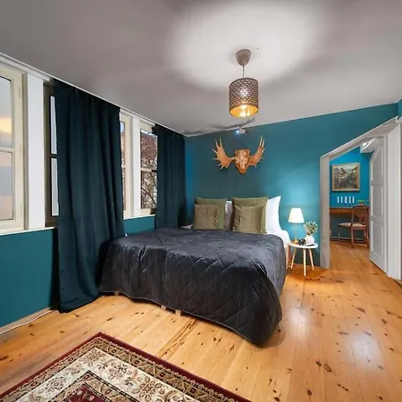 Charming Historic Duplex-prague1 *