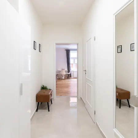 Florenc New Town Apartment Prague